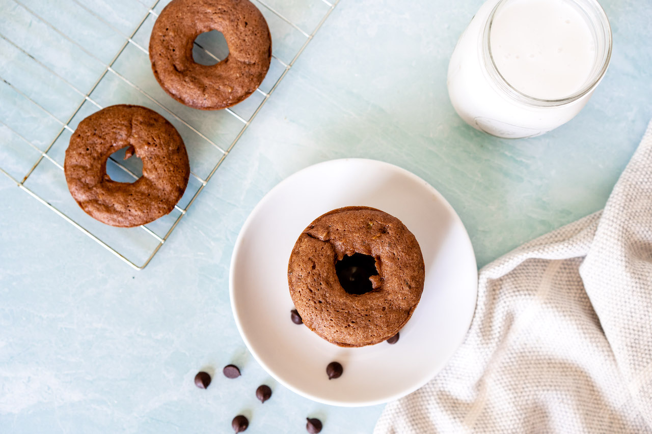 Healthy Chocolate-Zucchini Baked Donuts with Zucchini and Super Youth collagen